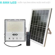 Đèn pha năng lượng mặt trời 200w SLf pin 15AH tấm năng lượng 6v/18w AS trắng